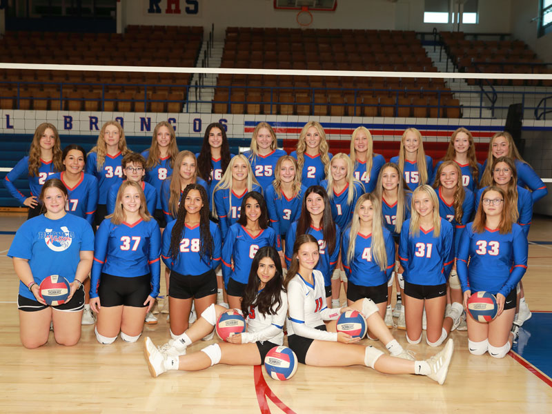 2022 Russell High School volleyball team (Photo by Jason Drake)