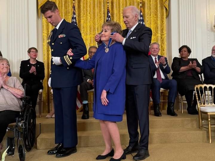 Senator Elizabeth Dole Receives Presidential Medal of Freedom